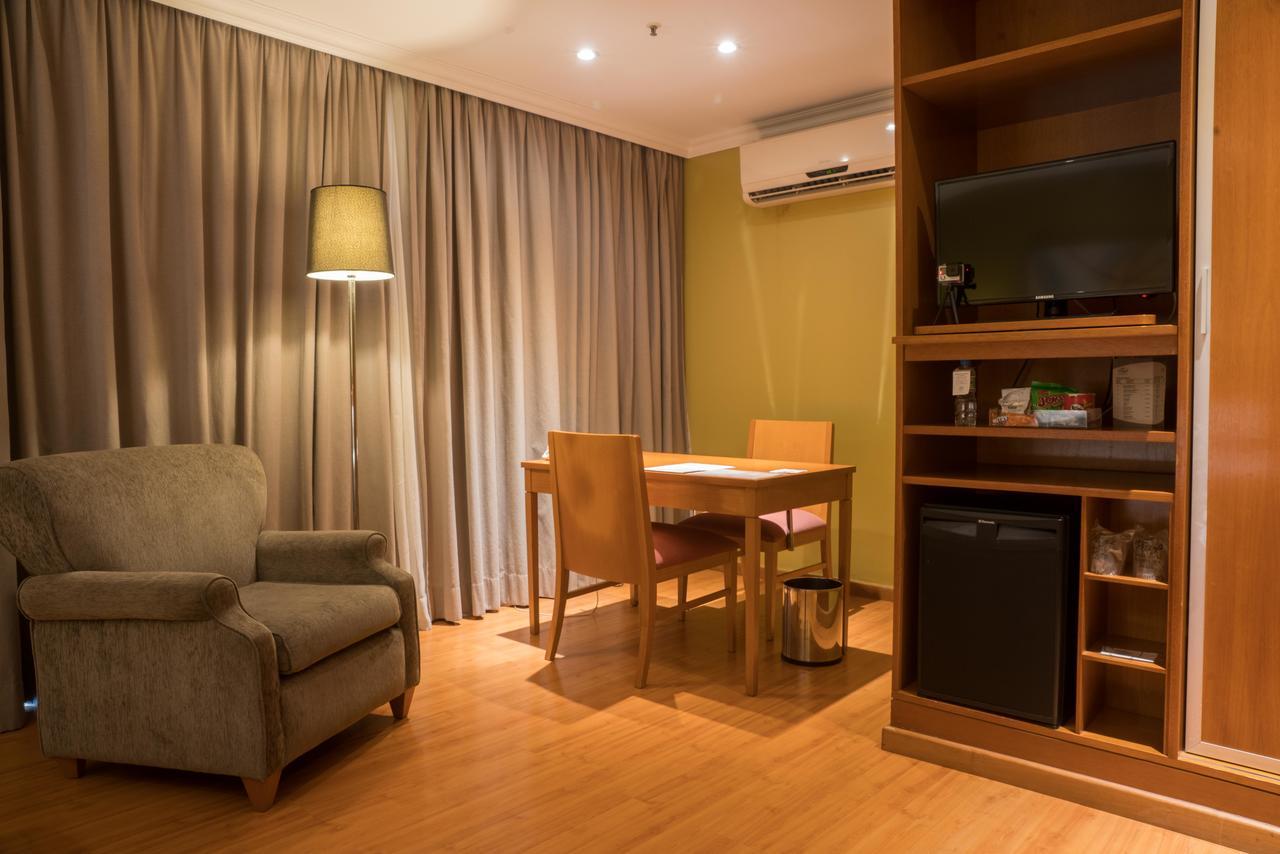 Plaza Barra First Hotel Rio de Janeiro Exterior photo
